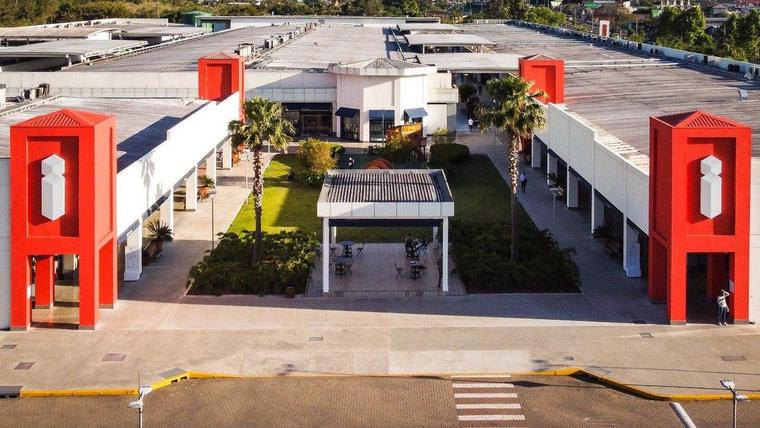 I Fashion Outlet